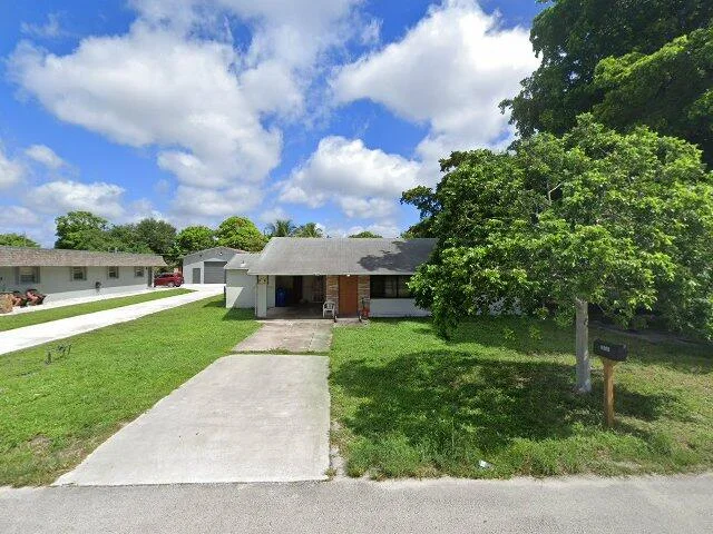 House image located at Hollywood, FL 33023