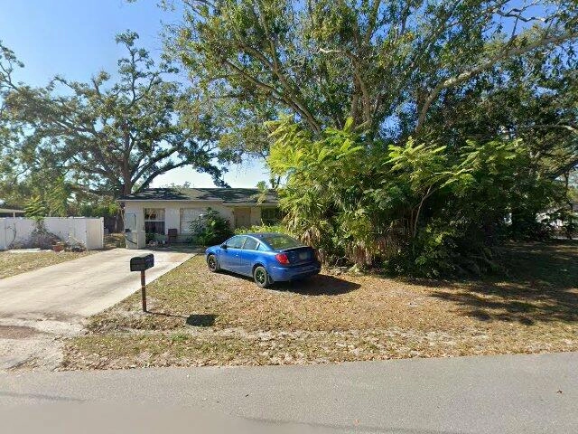 House image located at Saint Petersburg, FL 33714