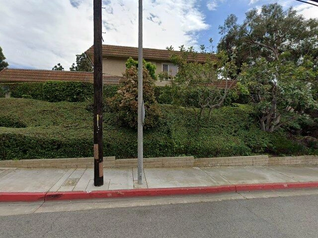 House image located at Huntington Beach, CA 92648