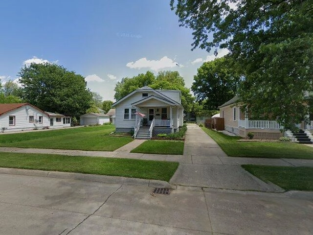 House image located at Mount Clemens, MI 48043