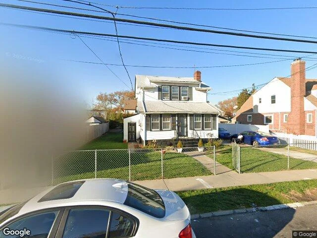 House image located at Saint Albans, NY 11412