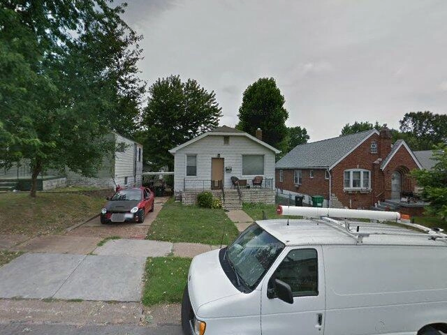House image located at Saint Louis, MO 63123