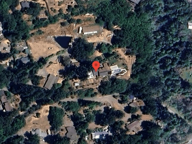 House image located at Redway, CA 95560