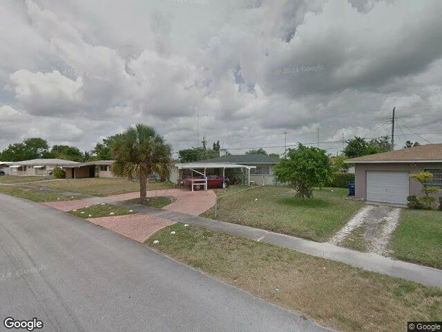 House image located at Miami, FL 33169