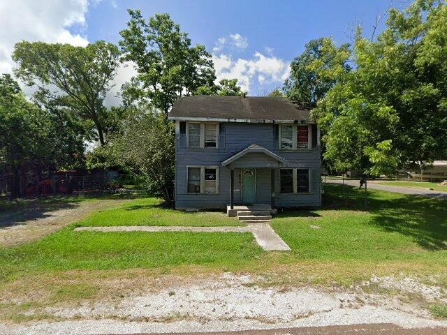 House image located at Anahuac, TX 77514