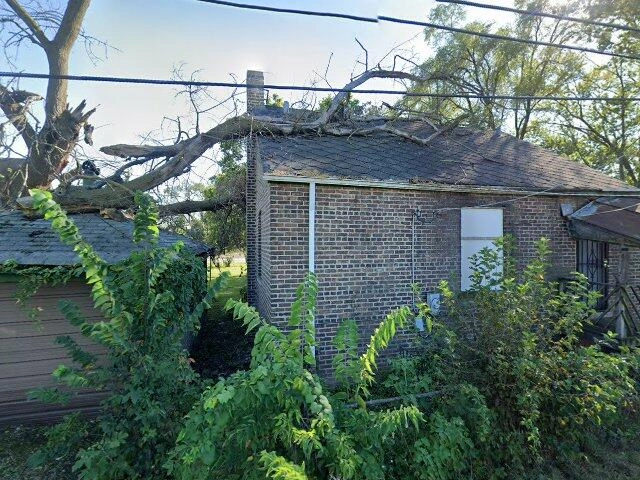 House image located at Chicago, IL 60628
