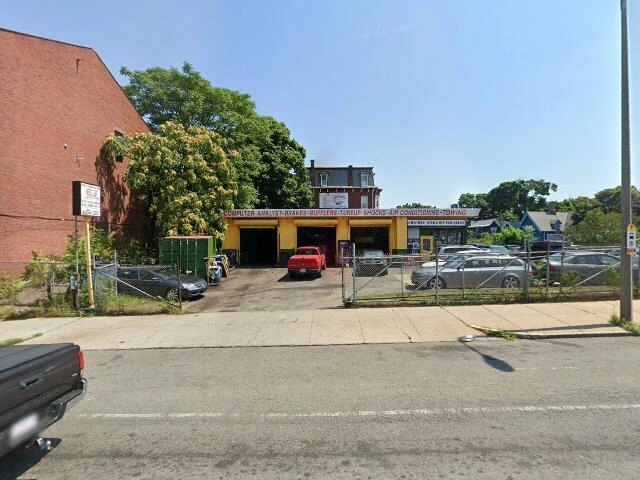 House image located at Bangor, ME 04401