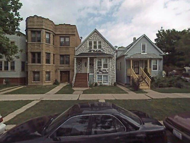 House image located at Chicago, IL 60630