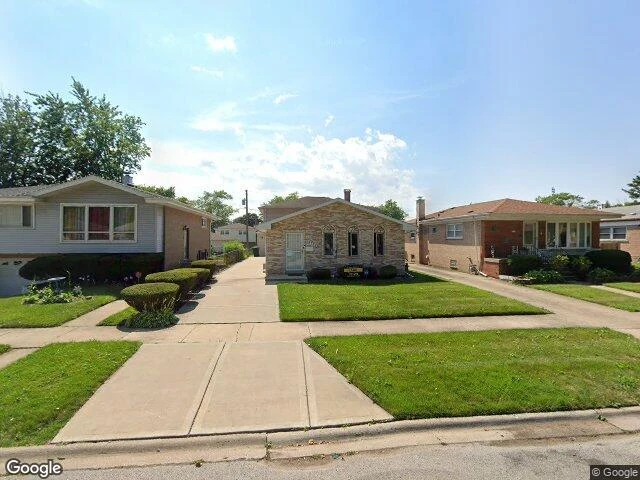 House image located at Dolton, IL 60419