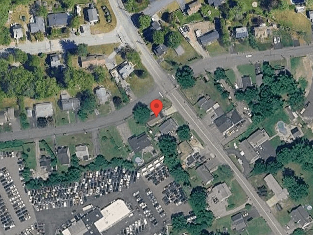 House image located at Nashua, NH 03060