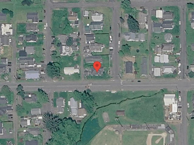 House image located at Raymond, WA 98577