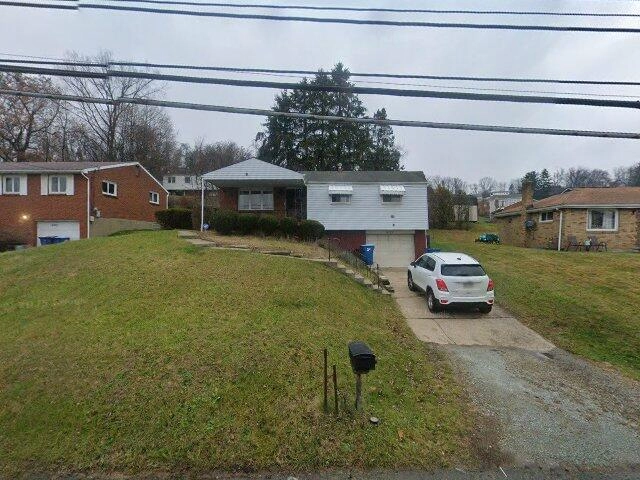 House image located at Verona, PA 15147