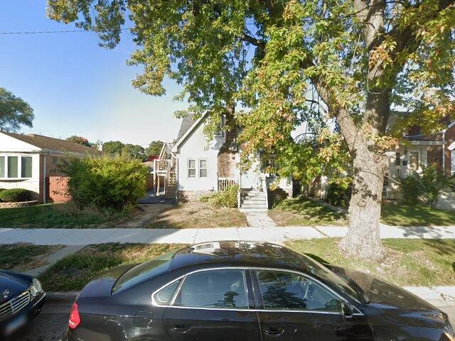 House image located at Chicago, IL 60634