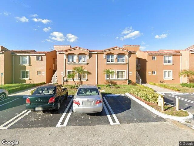 House image located at Miami, FL 33182