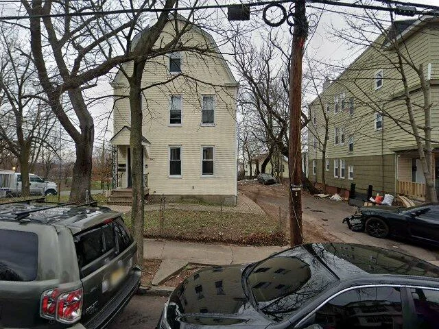 House image located at Newark, NJ 07112
