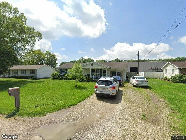 House image located at Salem, IL 62881