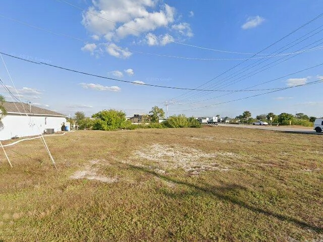 House image located at Cape Coral, FL 33993