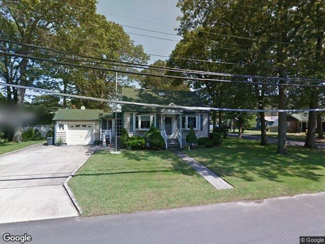 House image located at West Babylon, NY 11704