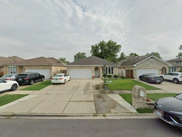 House image located at Oak Lawn, IL 60453