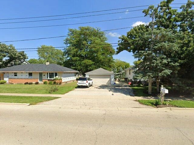 House image located at Crystal Lake, IL 60014