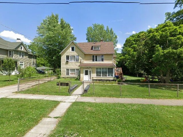 House image located at Waukegan, IL 60085