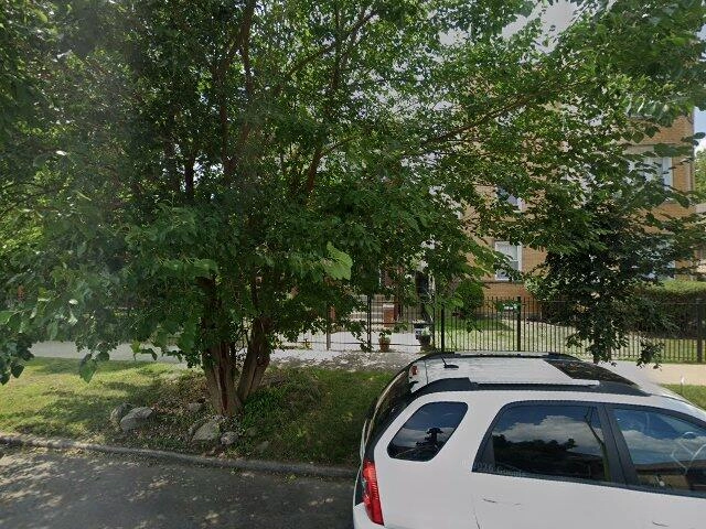 House image located at Chicago, IL 60617