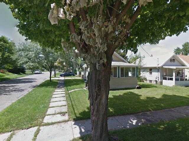 House image located at Lansing, MI 48915