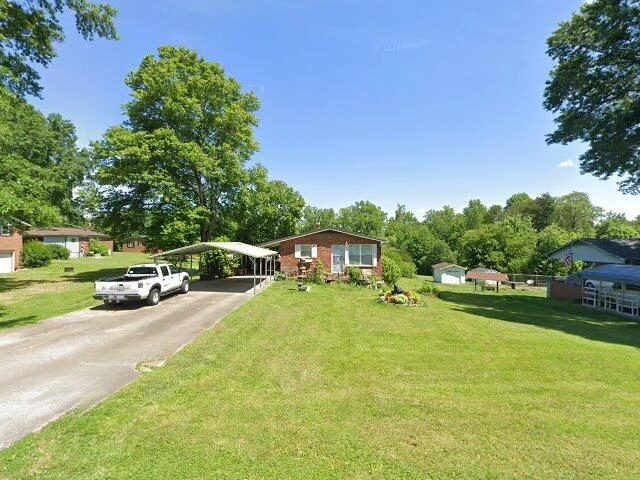 House image located at Hickory, NC 28602