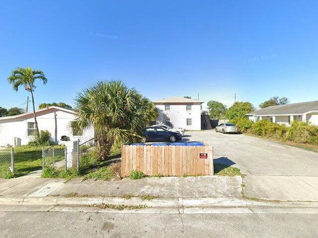 House image located at West Palm Beach, FL 33404