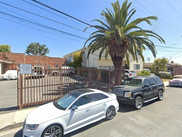 House image located at Inglewood, CA 90302