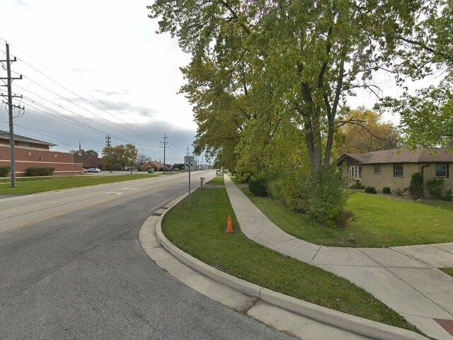 House image located at Burbank, IL 60459