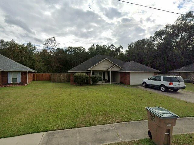 House image located at Midway, GA 31320