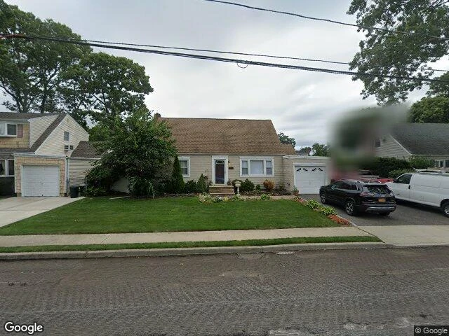 House image located at Massapequa, NY 11758