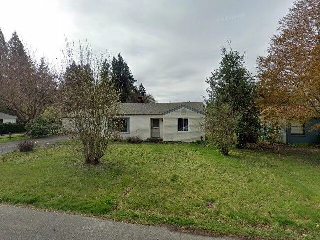 House image located at Kingsburg, CA 93631
