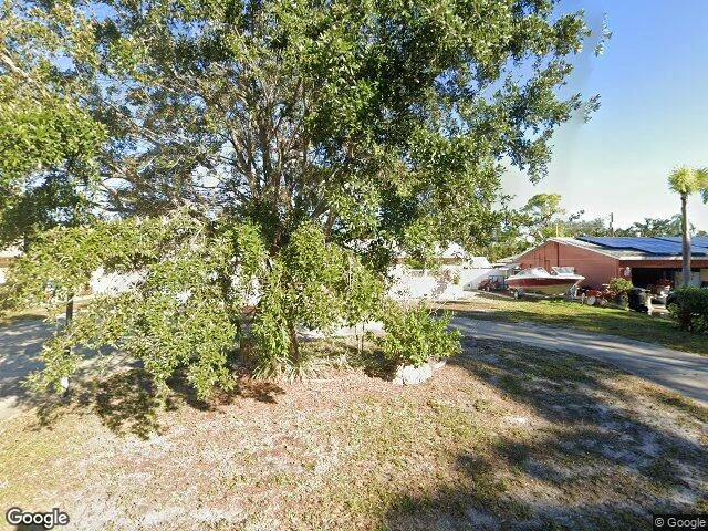 House image located at Saint Petersburg, FL 33712