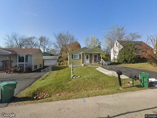 House image located at Round Lake, IL 60073