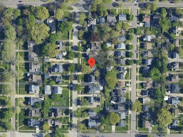 House image located at Akron, OH 44320
