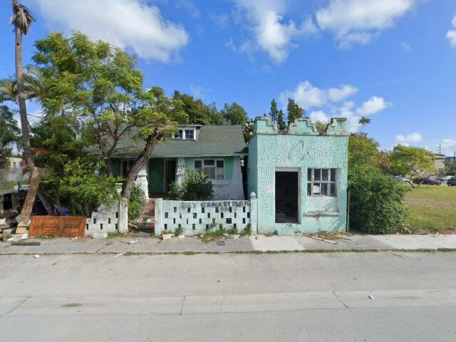 House image located at Miami, FL 33136