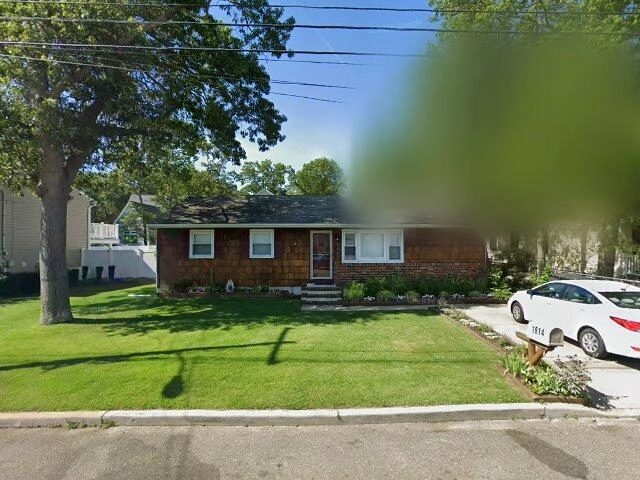 House image located at Toms River, NJ 08753