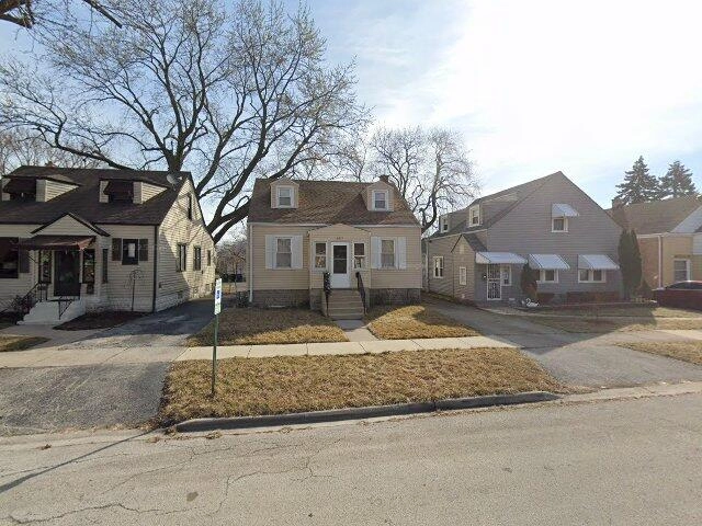 House image located at Evergreen Park, IL 60805