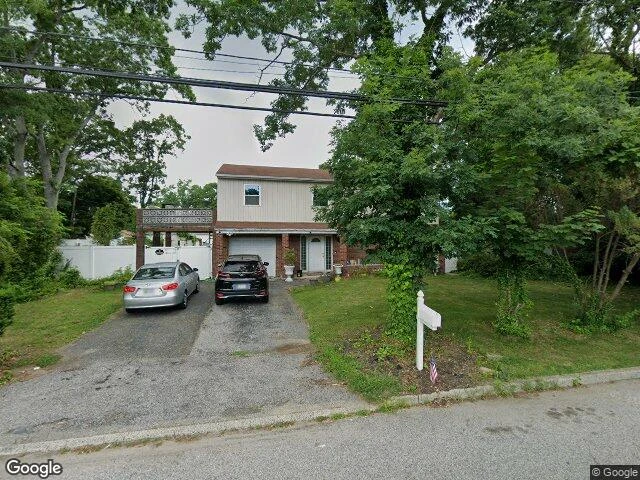 House image located at Islandia, NY 11749