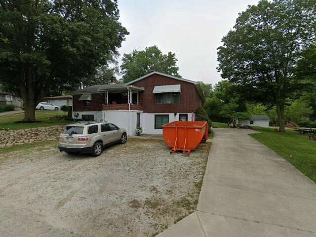 House image located at Leesburg, IN 46538