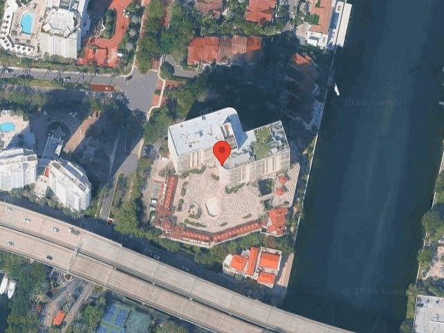 House image located at Miami, FL 33180