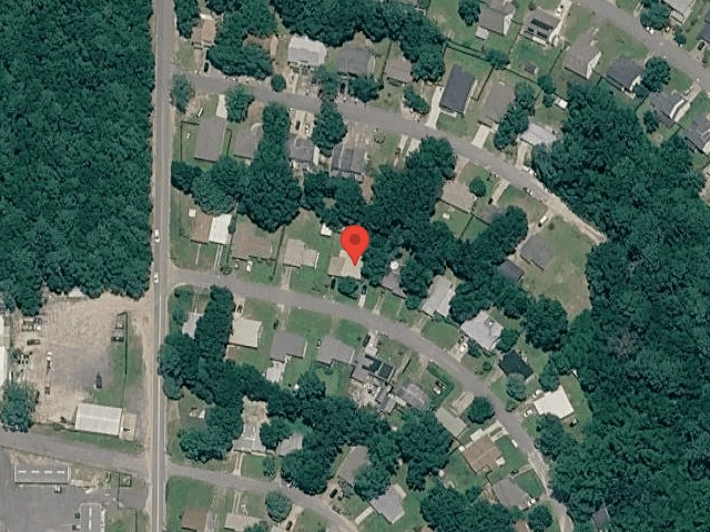 House image located at Crestview, FL 32539