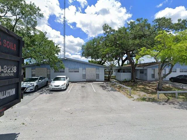 House image located at Hollywood, FL 33023