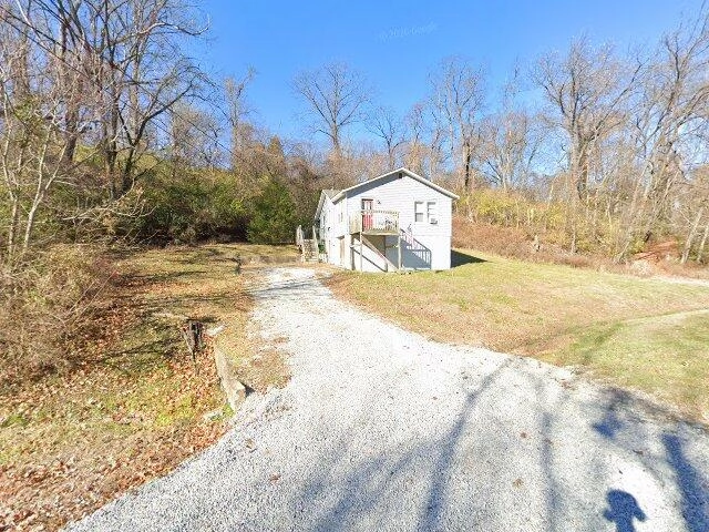 House image located at Alton, IL 62002