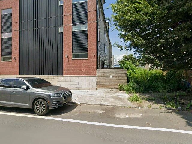 House image located at Clinton, IA 52732