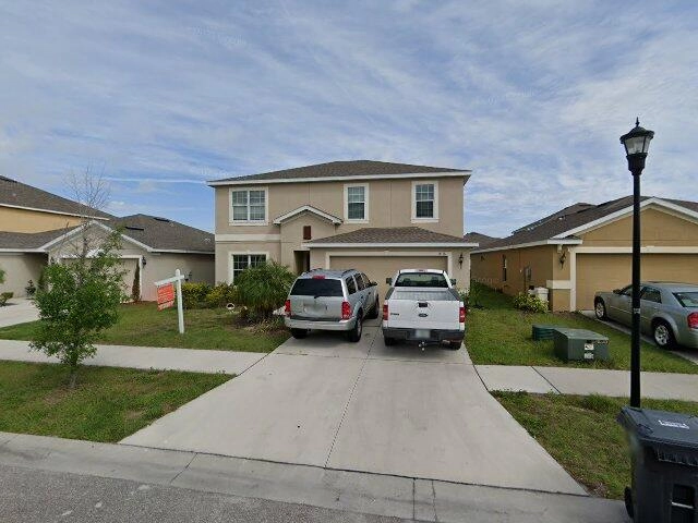 House image located at Gibsonton, FL 33534