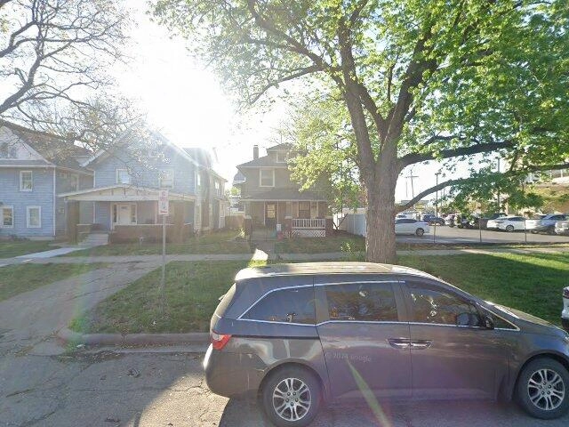 House image located at Topeka, KS 66612