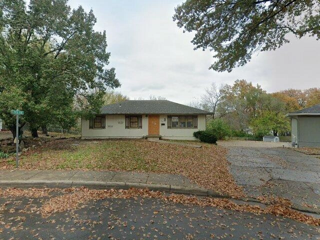 House image located at Leavenworth, KS 66048
